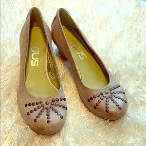 Mjus casual dress shoe